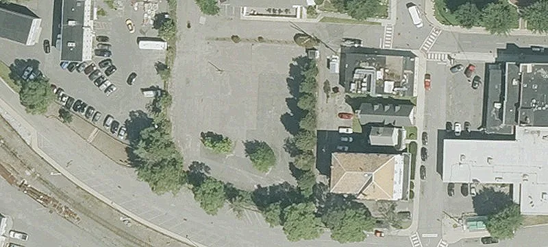 1 Howard St