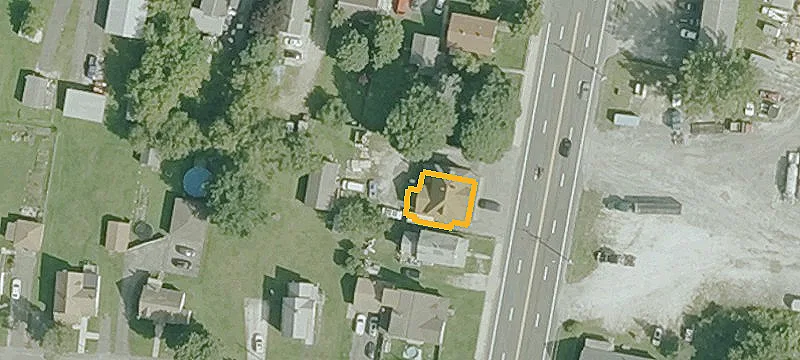 86 Howland Ave