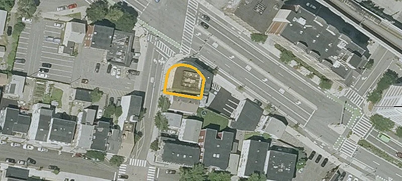 208 Monsignor Obrien Hwy, Unit 214
