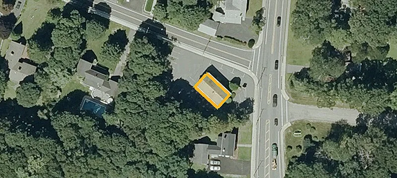 805 High St