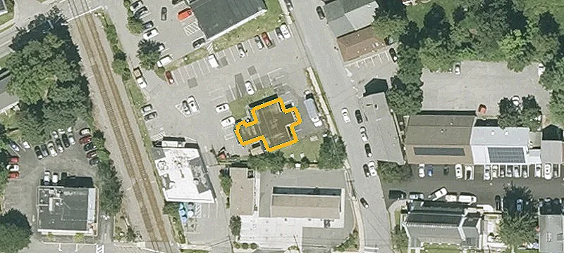 10 Spruce St