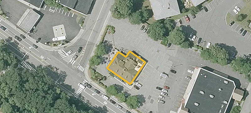 39 Main St