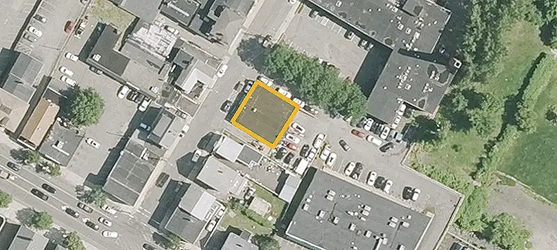 9 Caller St