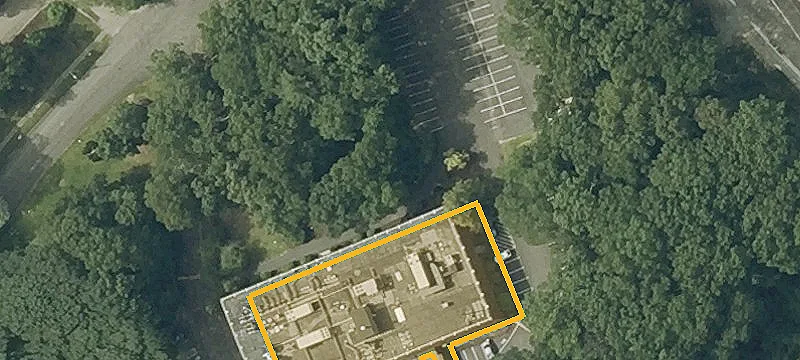 2 Oak Park Dr