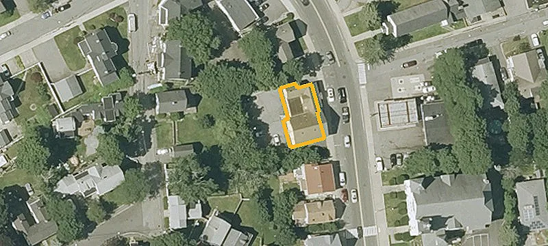 536 Main St