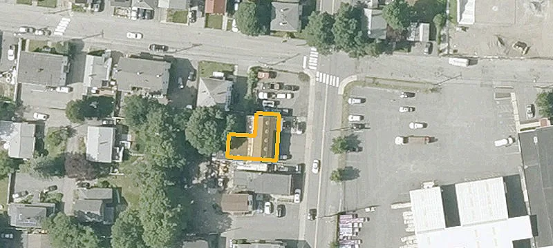 140 Bacon St