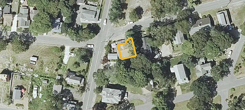 50 Pocasset Ave