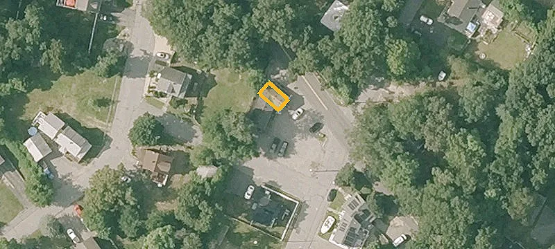 80 Honora Ave