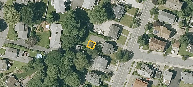132 Frst St
