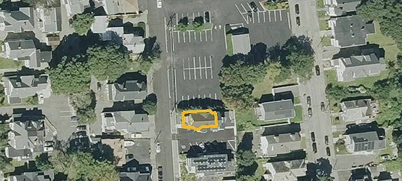 18 Fuller St