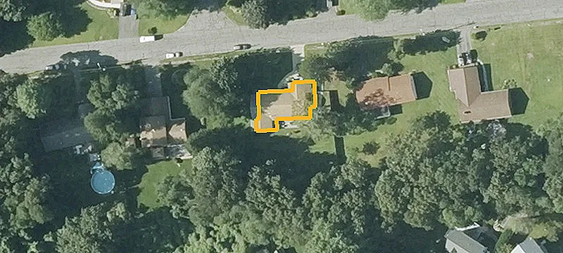 12 Emerald Dr