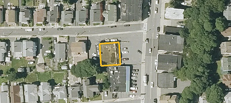 790 Main St