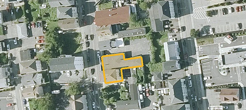 152 Belleville Ave