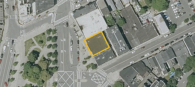 24 Central Sq