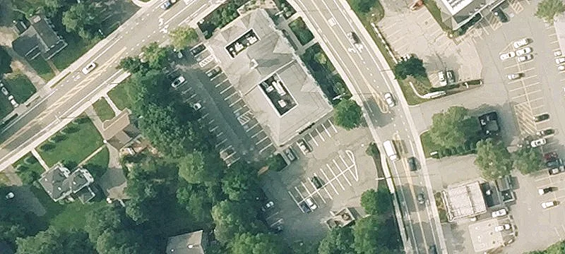 44 Main St