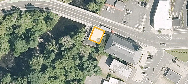 991 Main St