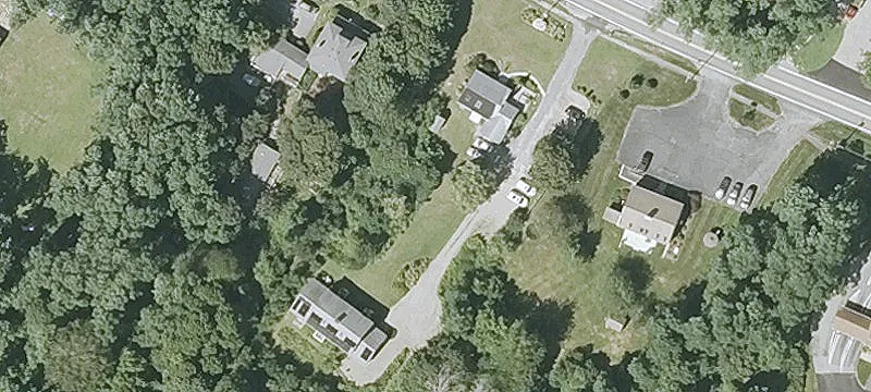 1085 Main St