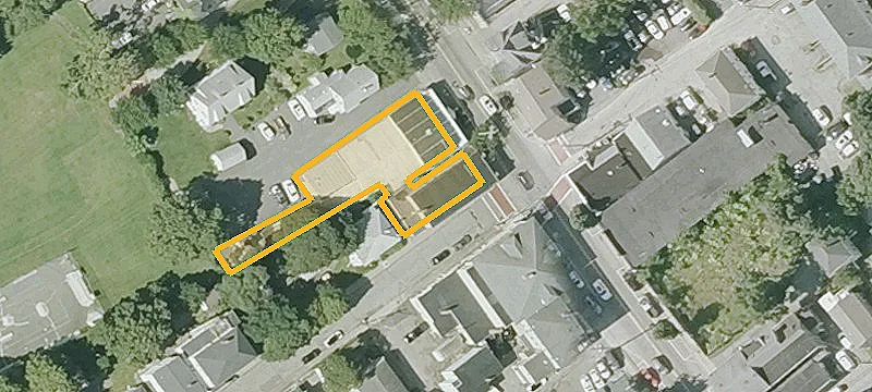 300 Ct St