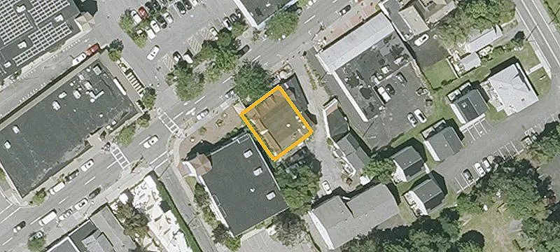 521 Main St