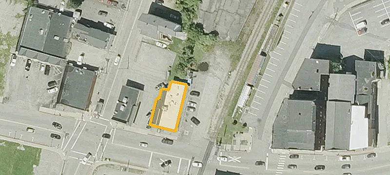 95 Main St