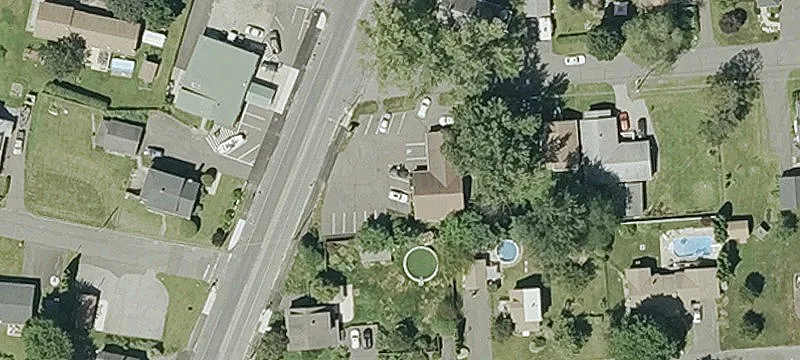 351 Newton St