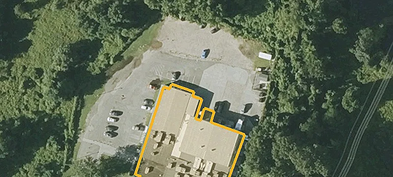 1247 Main St