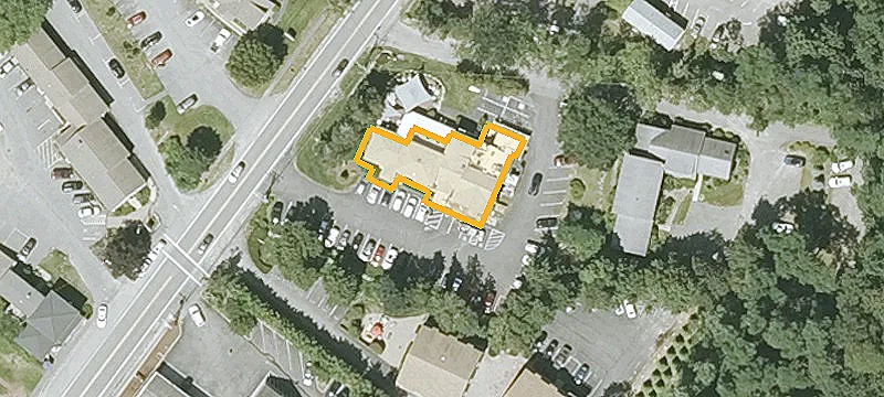799 Main St