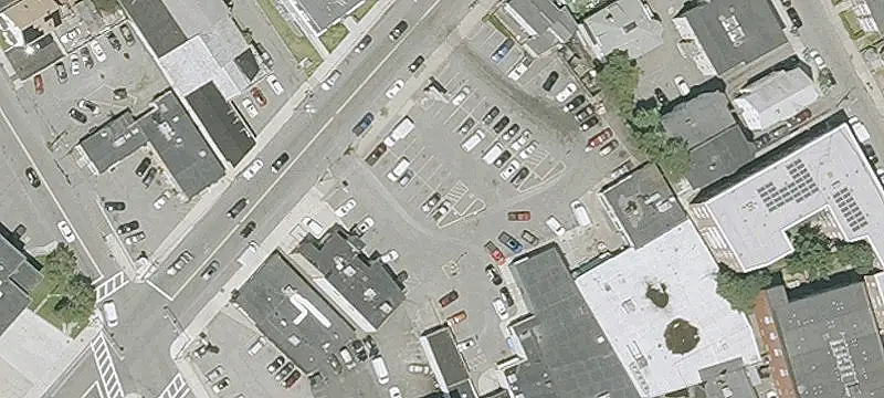 684 Western Ave