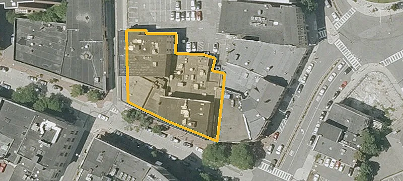 15 Pleasant St, Unit 23