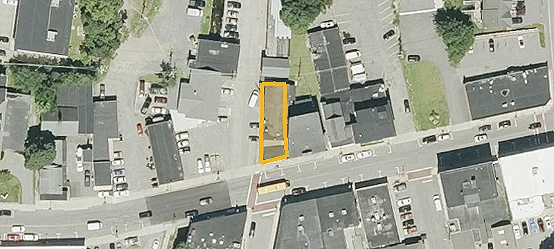 140 Main St