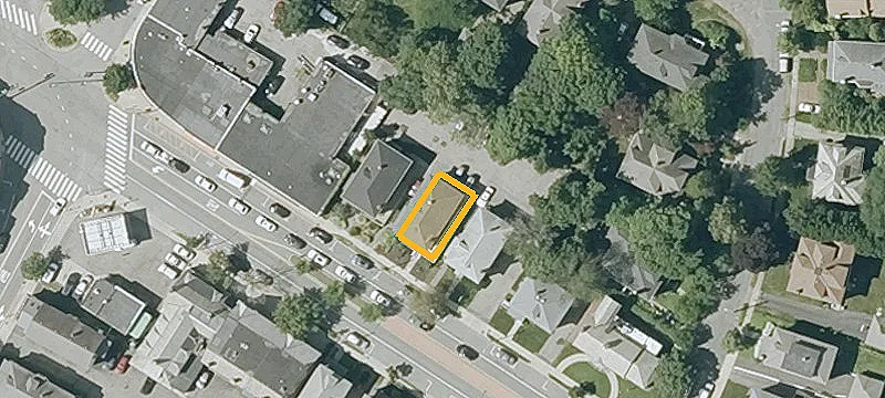 75-77 Trapelo Rd