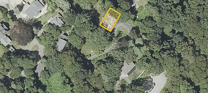 18 Woodriff Ln