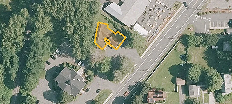 40 Maple Ave