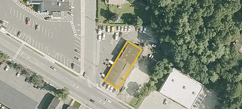 1575 Main St