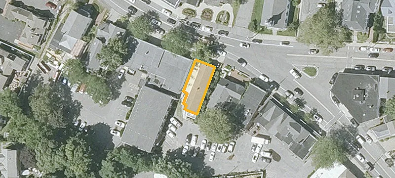 835 Main St