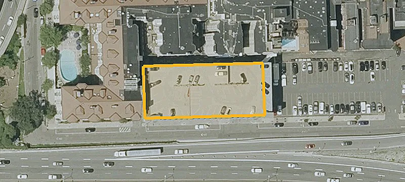 425 Newbury St, Unit N83