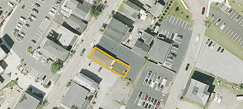 42 Central St