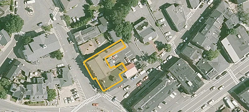 14 Main St