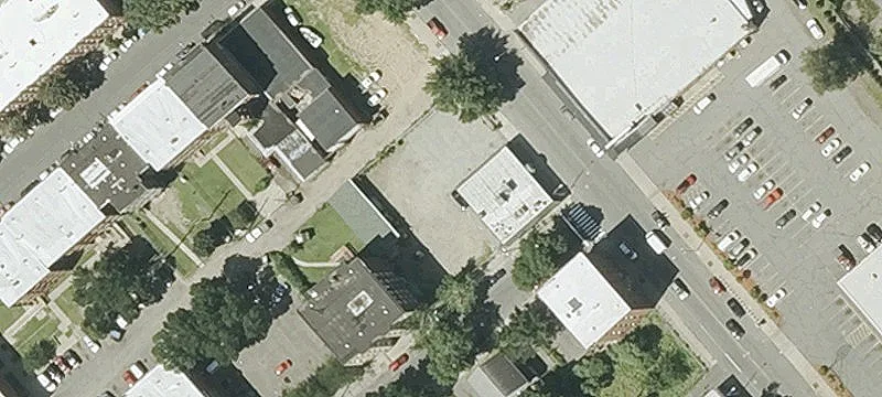 18 Cabot St