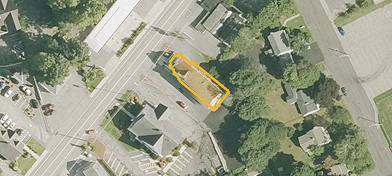 19 Maple Ave