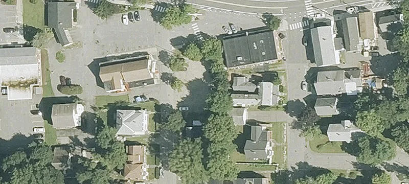 2 Church St
