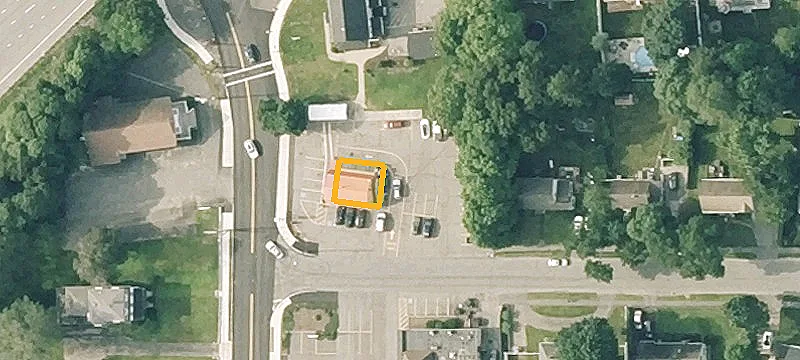 325 Main St
