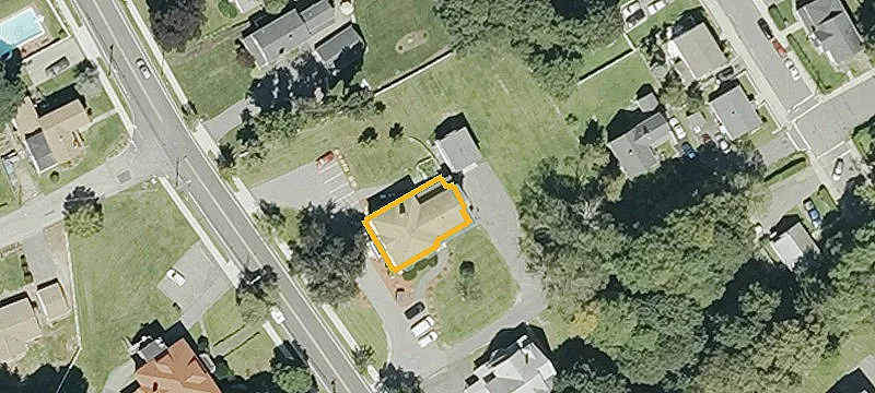 235 Pleasant St