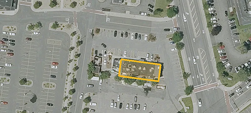 150 Everett Ave