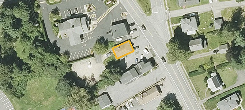 681 Pleasant St