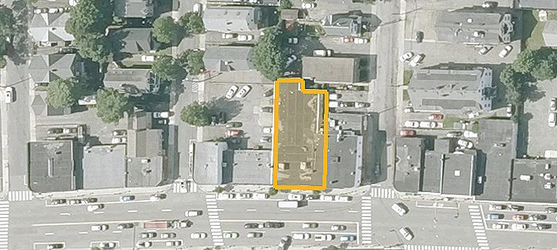 899 Main St