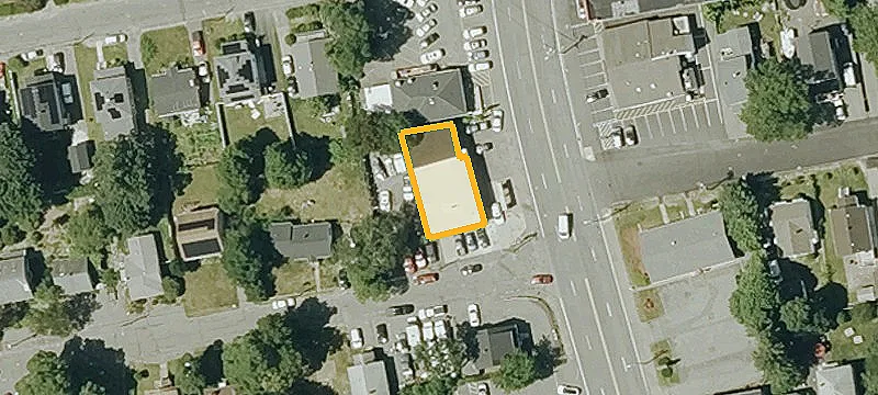 1150 Main St