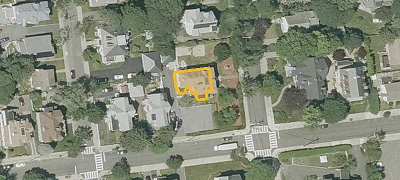 44 Dexter St
