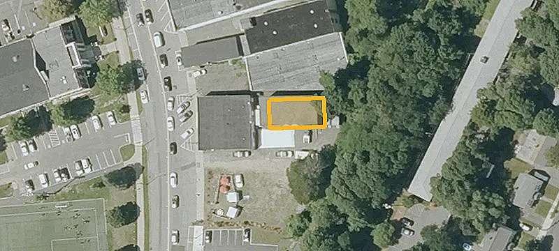 486 Main St