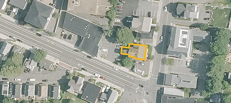 11 Elliott St